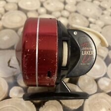 Vintage Johnson 710 Closed Face Spin Cast Reel Model #710B (USA) 